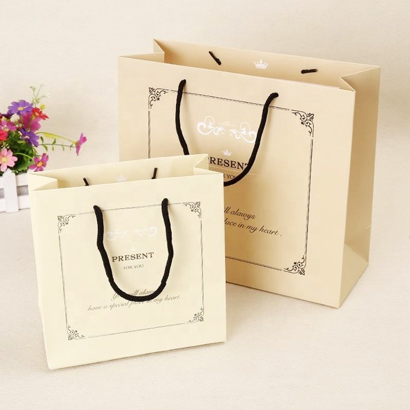 Custom Printed Luxury packaging bag Kraft Paper food packaging bag Shopping Bags for Gifts