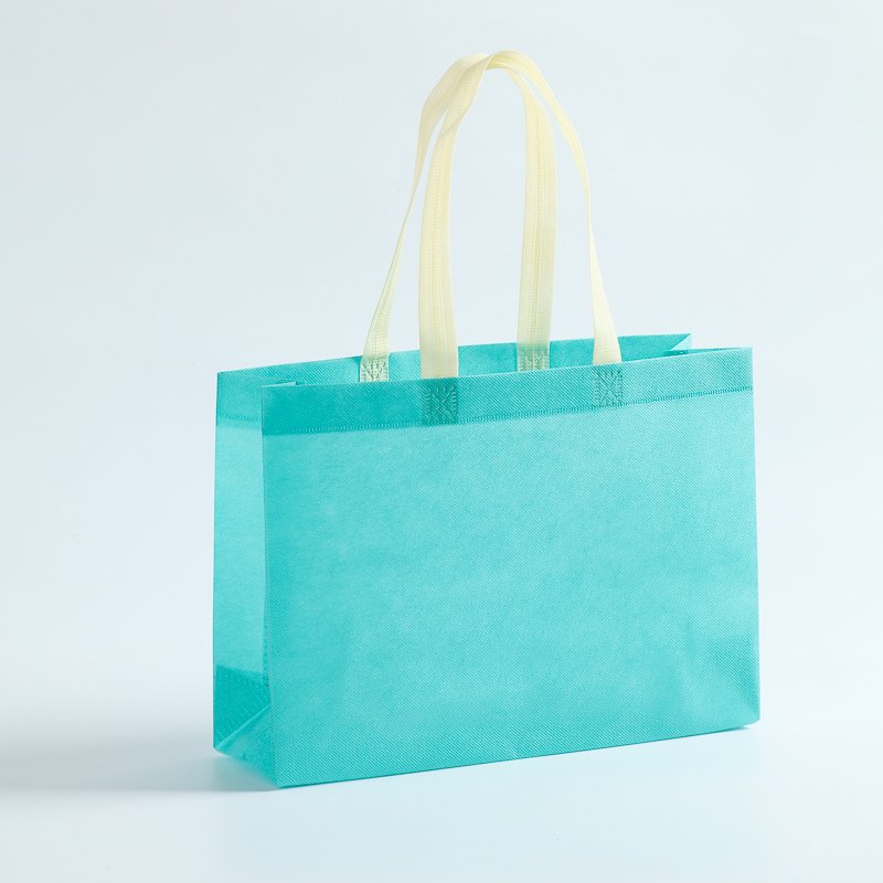 Wholesale Cheap Tote Bags Custom Printed Grocery Promotional Recyclable Fabric PP Non Woven Shopping Bags With Logo
