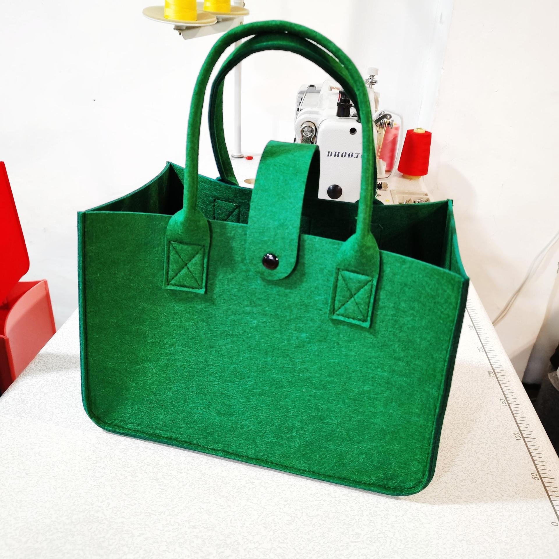 Wholesale Ladies Handbags Fashion Felt Shopping Bags Large Capacity Felt Gift Bags for Women