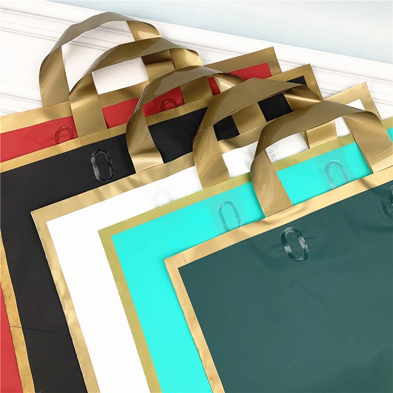 Chen Han Factory Custom Logo Gift Bag Portable Shopping Bag Gold Edge Off-the-shelf Frosted Printing Plastic Garment Packaging