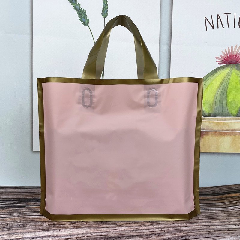 Chen Han Factory Custom Logo Gift Bag Portable Shopping Bag Gold Edge Off-the-shelf Frosted Printing Plastic Garment Packaging
