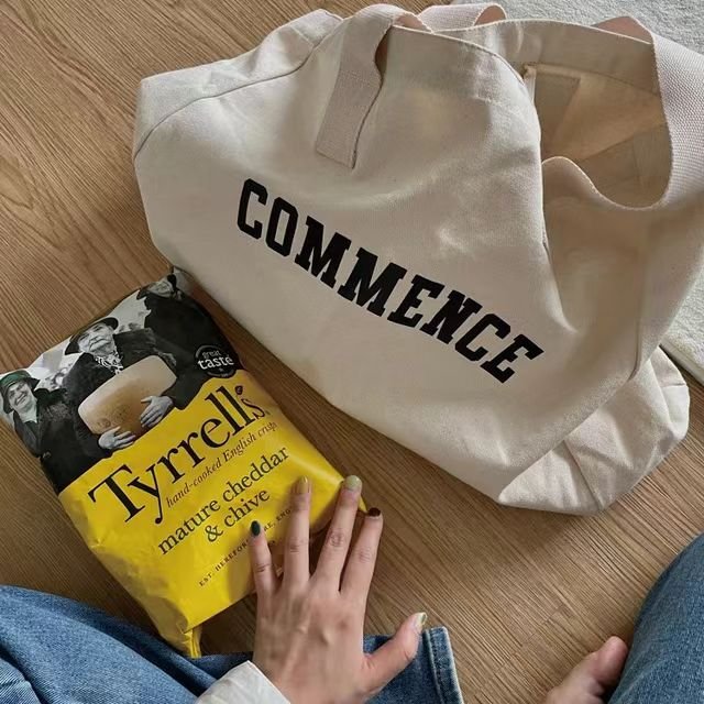 Wholesale Small MOQ Stylish Extra Large Size Reusable Women Cotton Shopping Canvas Shoulder Tote Bag with Custom Printed Logo