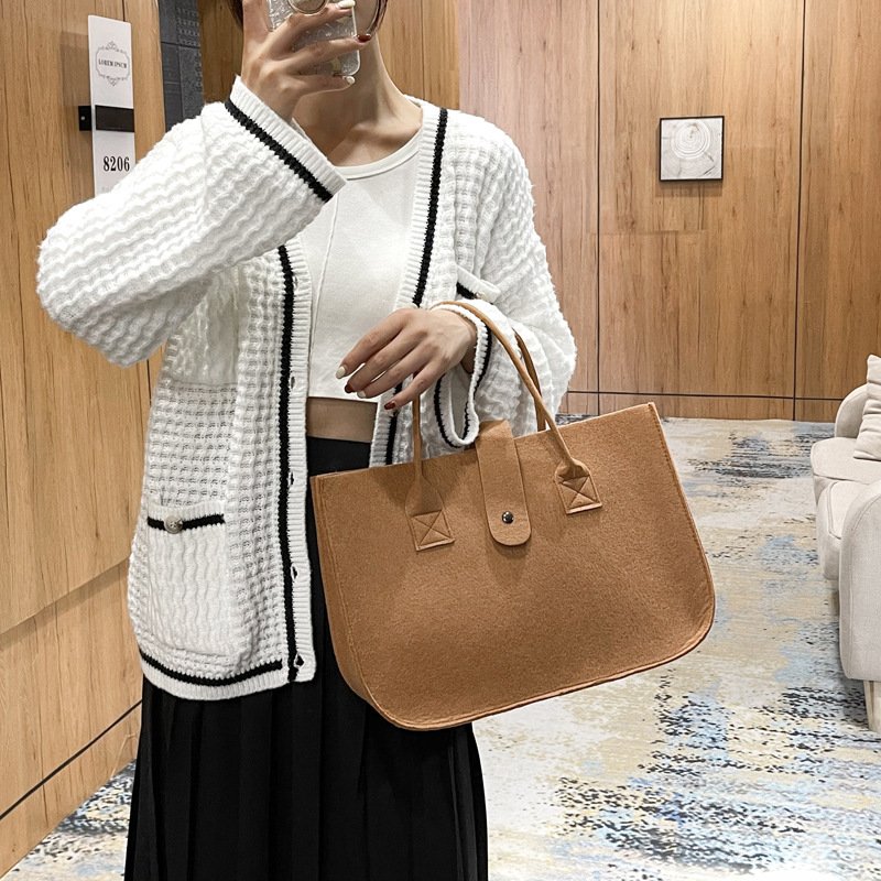 Hot Selling Felt Shopping Bags Gift Tote Handbag With Custom Logo