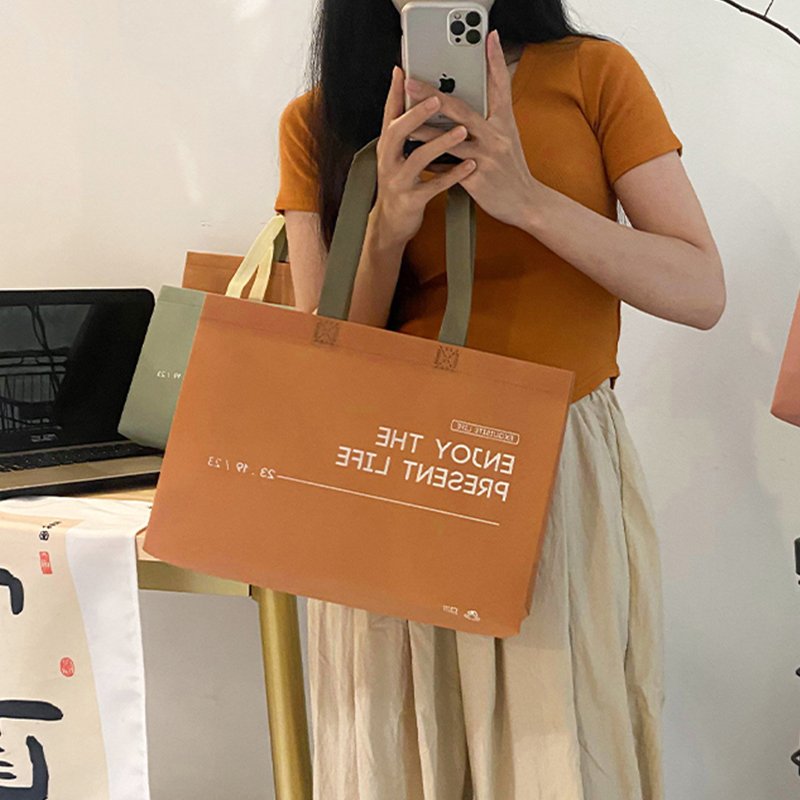 Spot wholesale custom environmental protection custom printing reusable shopping bags recycled non-woven shopping bags