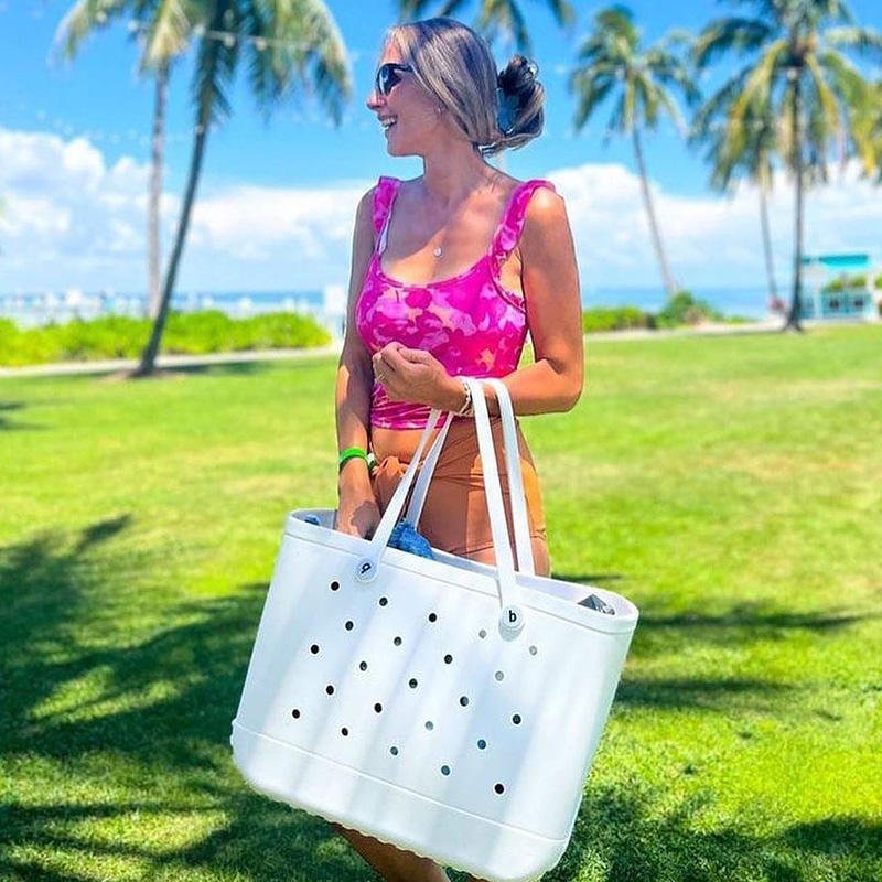 2024 Summer Beach Silicone Big Shopping Bag With Holes Camping Wholesale Croc Custom Large Bogg Bag