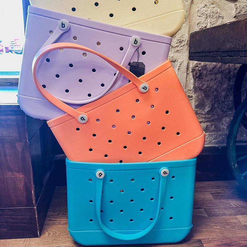 2024 Summer Beach Silicone Big Shopping Bag With Holes Camping Wholesale Croc Custom Large Bogg Bag