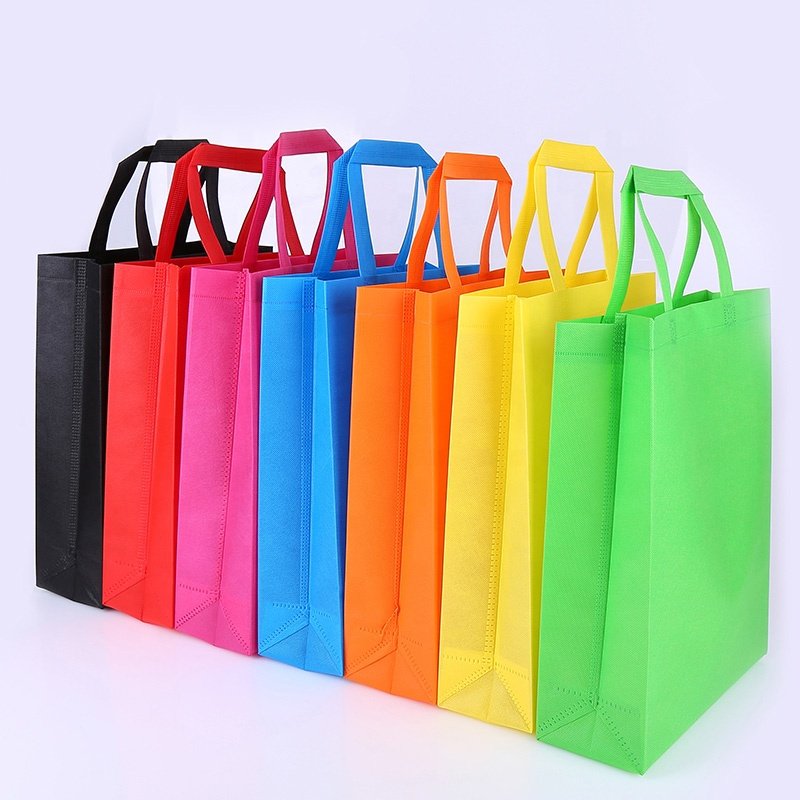 Custom Large Capacity Heavy Duty Eco-friendly Customized PP Portable Logo Tote Bags Nonwoven Fabric Recyclable Materials