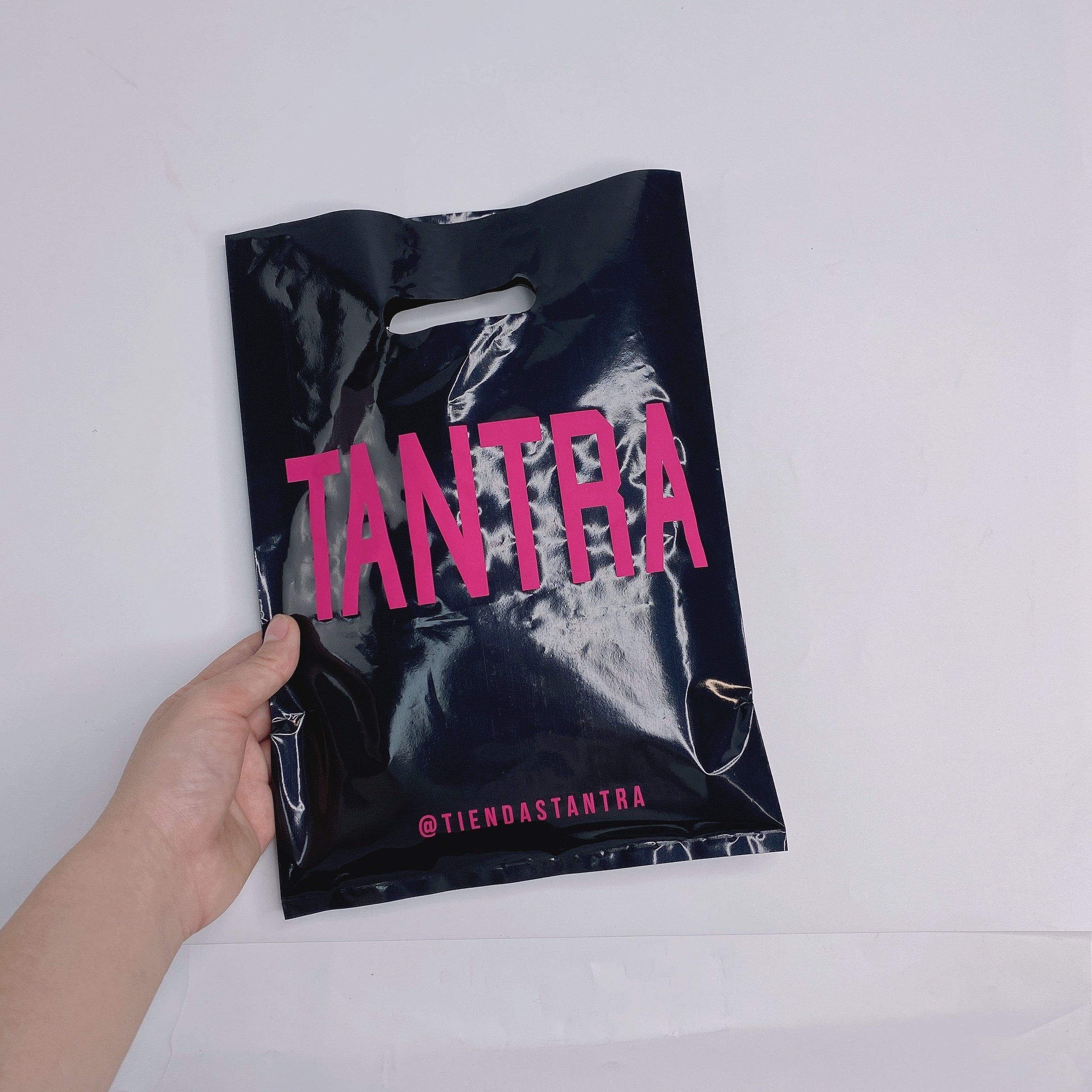 Custom Logo Die Cut Handle Plastic Shopping Bag with Screen Printing Clothing Underwear Shoes Packaging Manufacture's Carry Bag