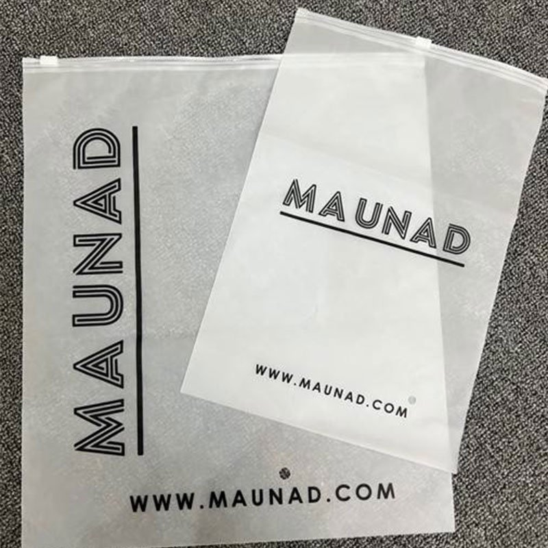 Custom Logo Luxury Clothing Bags Transparent Poly Zip Lock Packaging PE Material for Clothes & Zipper Bags Plastic Bags Packing