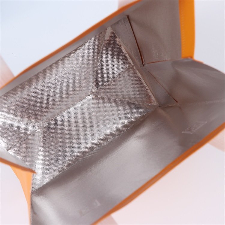 Custom Waterproof Collapsible Non woven Aluminum Foil Cooler takeaway Food packaging Insulated Lunch Eco tote Bags for Drinks
