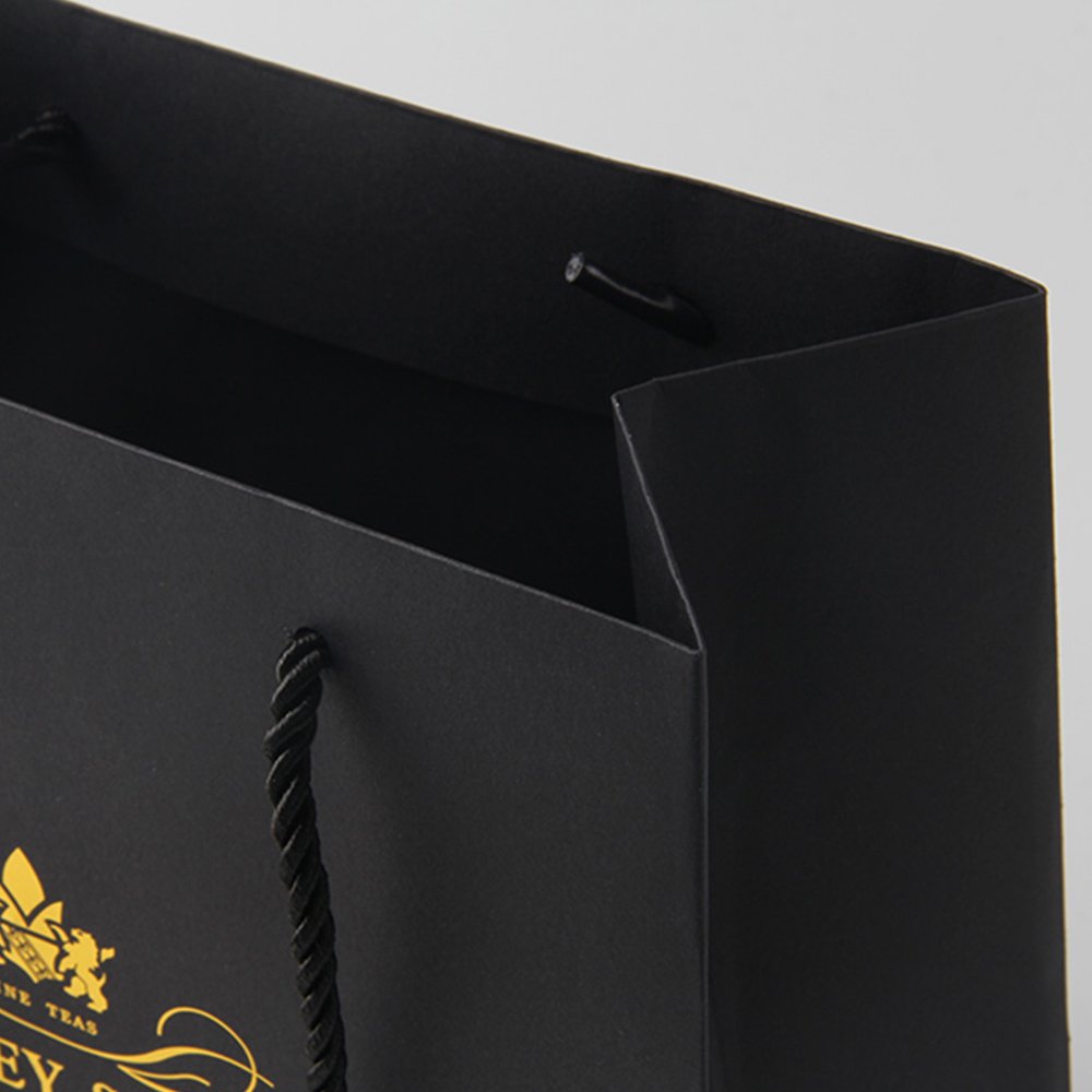 Luxury Brand Shopping Boutique Recycle Kraft Paper Gift Packaging Bags With Your Own Custom Logo