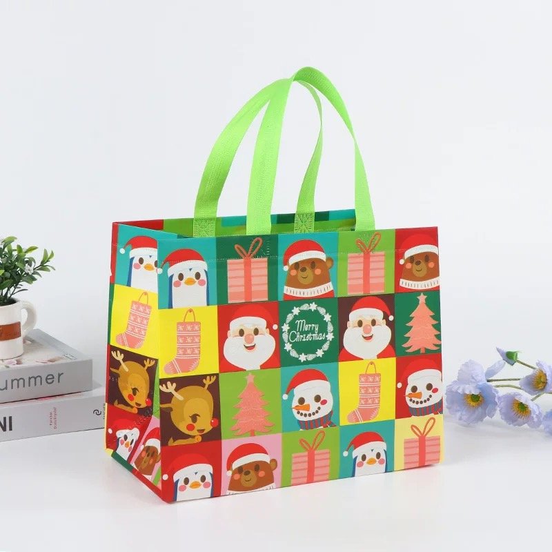GOOD price 2023 New Arrival Christmas gift handle bags with full color printing Stock ready non woven shopping bags