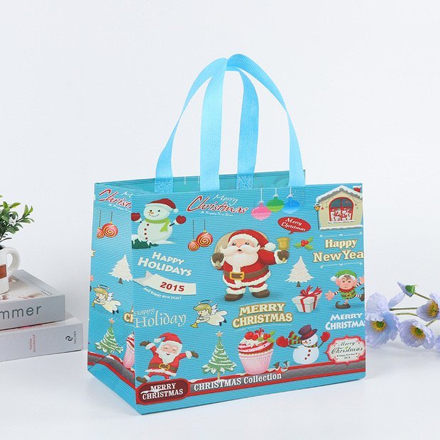 GOOD price 2023 New Arrival Christmas gift handle bags with full color printing Stock ready non woven shopping bags