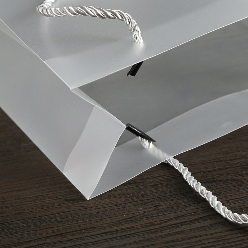Custom Cheap recycling pp frosted polypropylene plastic Shopping handle Bags