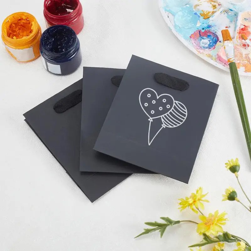 BTO Custom Shoes Branded store Printed paper bags with your own logo cardboard Shopping Paper Bag gift bags for small business