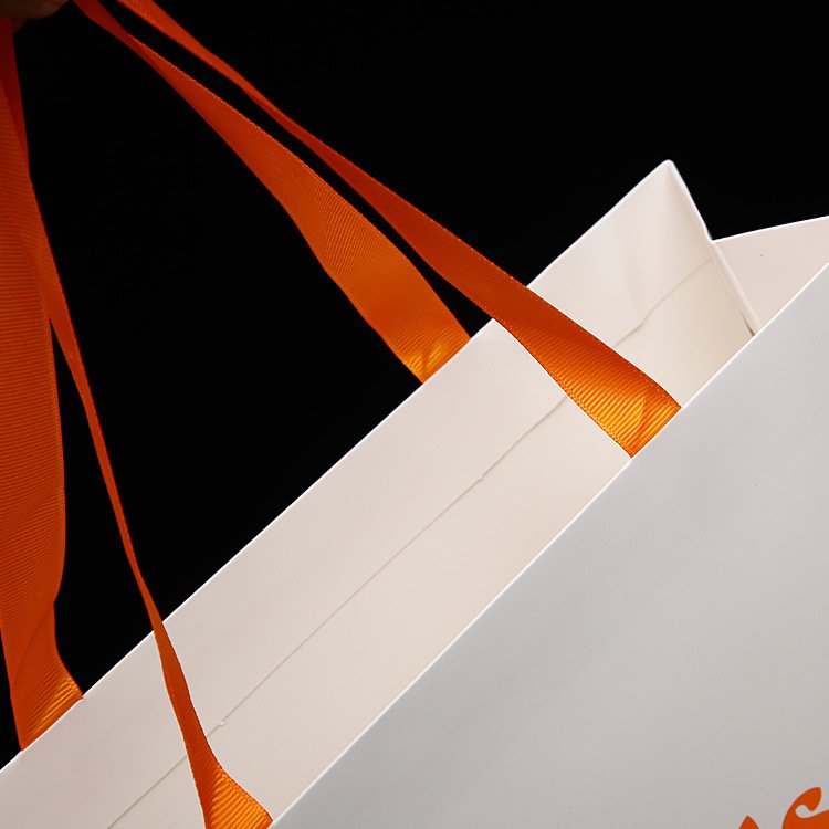 Custom Printing Shopper Paper Bag Paper Bag High Quality Kraft Paper Bags With Handles