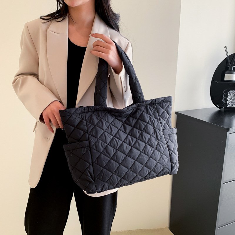 classic argyle pattern custom logo shopping bags padding quilted handbag women's tote bag