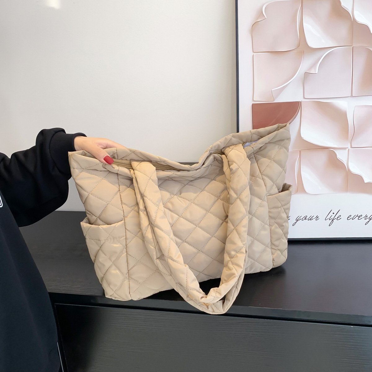 classic argyle pattern custom logo shopping bags padding quilted handbag women's tote bag