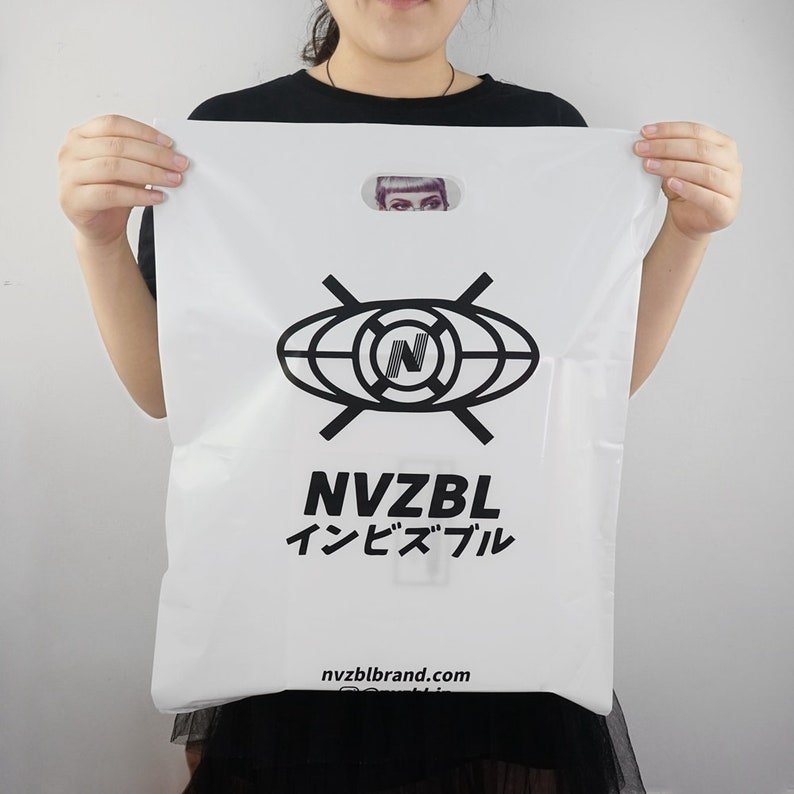 Wholesale Custom Die Cut Plastic Bags Reusable Plastic Shopping Bags with Handle Die Cut Handle Bags for Shopping Grocery