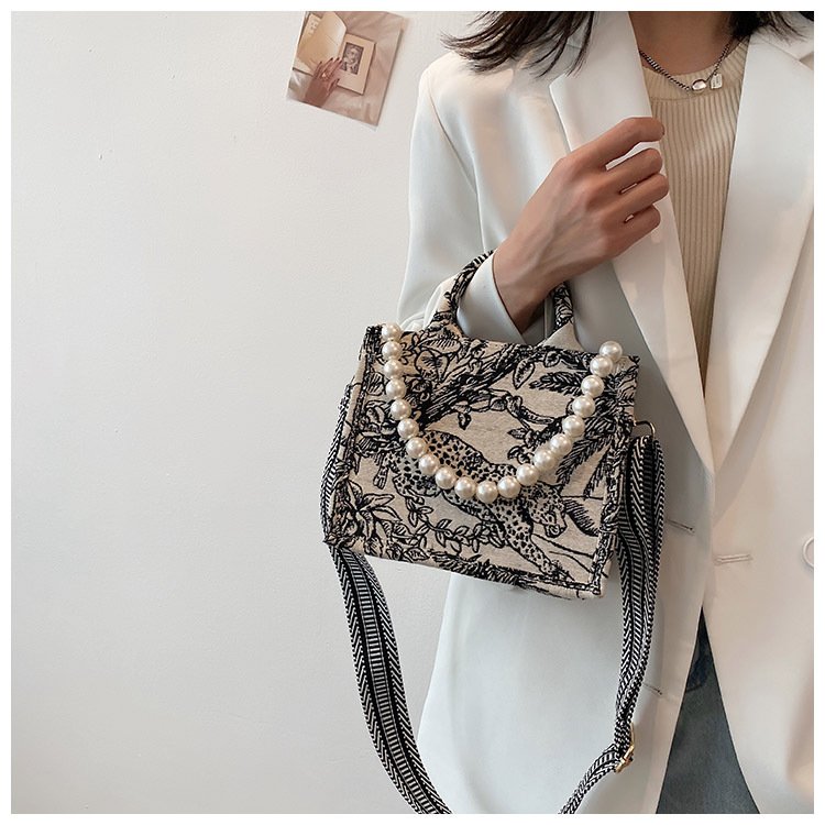 Vintage Knitted Fabric Women Tote Bag High Capacity Canvas Daily Life Shopping Tote Bag Exquisite recycled Shoulder Bag
