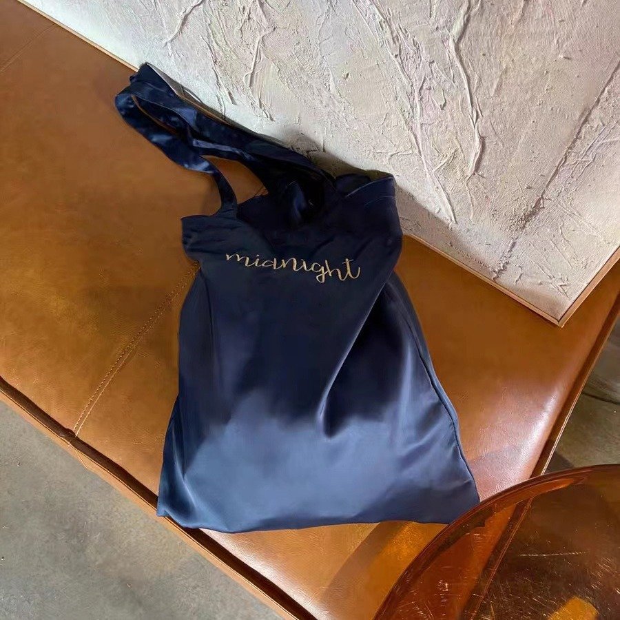 High quality clothing bag satin shopping bag lightweight women's tote bag