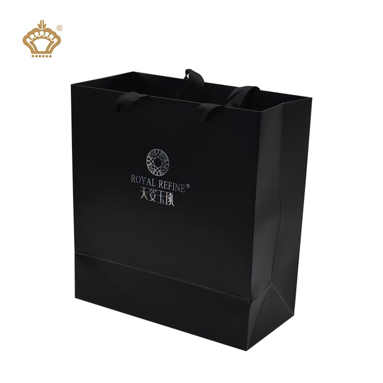 Wholesale Custom Logo Gold Foil Logo Luxury Black Gift Shopping Bags Cardboard Paper Bag