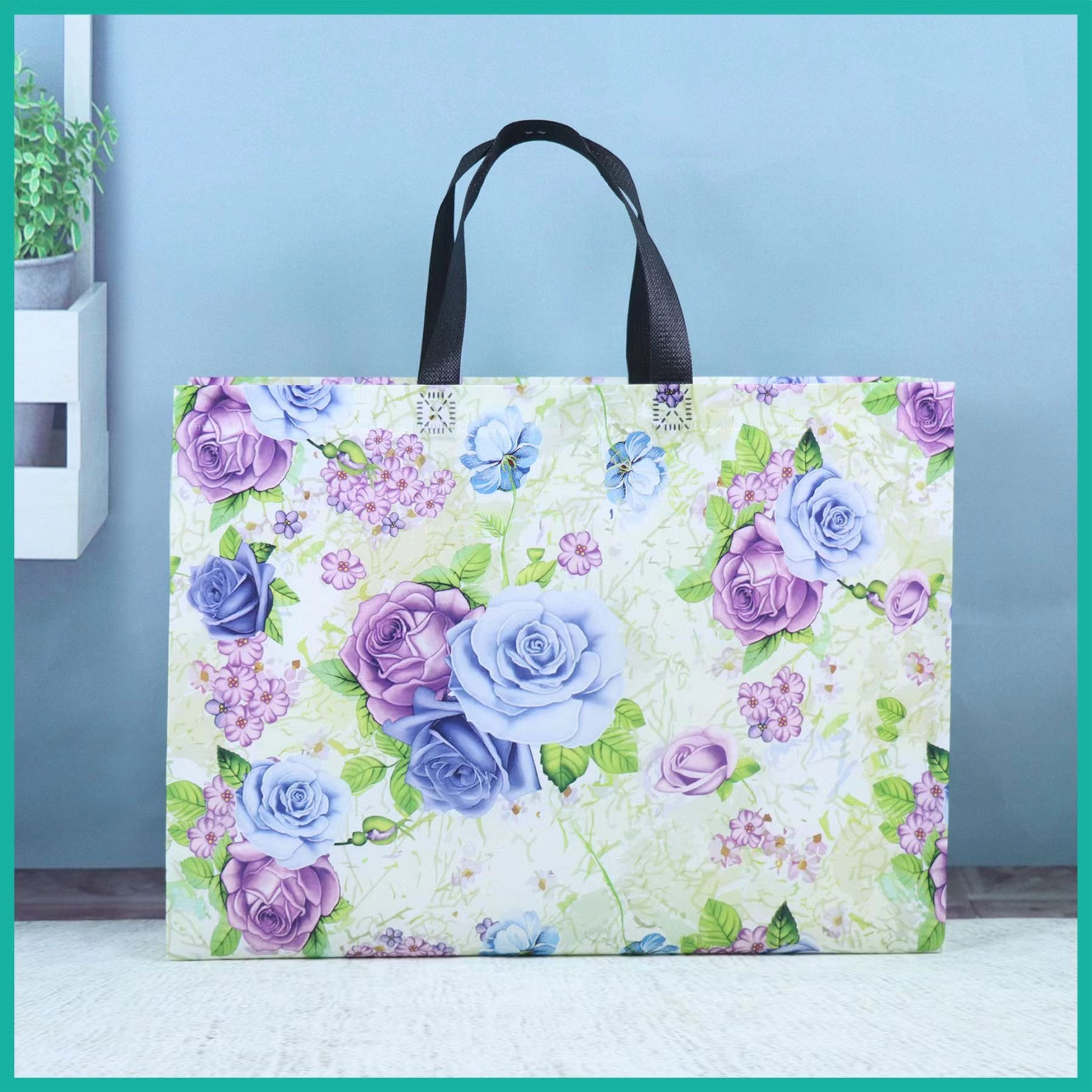 Hot Sale Eco-Friendly Folding Tote Bags Custom Printed Non-Woven Fabric Shopping Bags with Cartoon Patterns Personalized Trendy