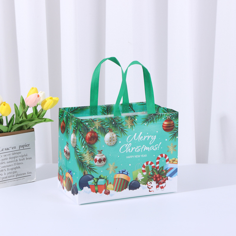 Christmas non-woven tote bag Apple bag Santa Claus Happy New Year laminated Christmas gift shopping bag
