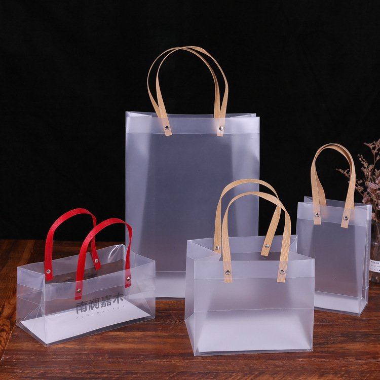 XYDAN BAG PP Frost Transparent Shopping Bag Pvc Fashion Popular 100% Eco Handbag Clear Organza Gift Bag Shopping With Logo