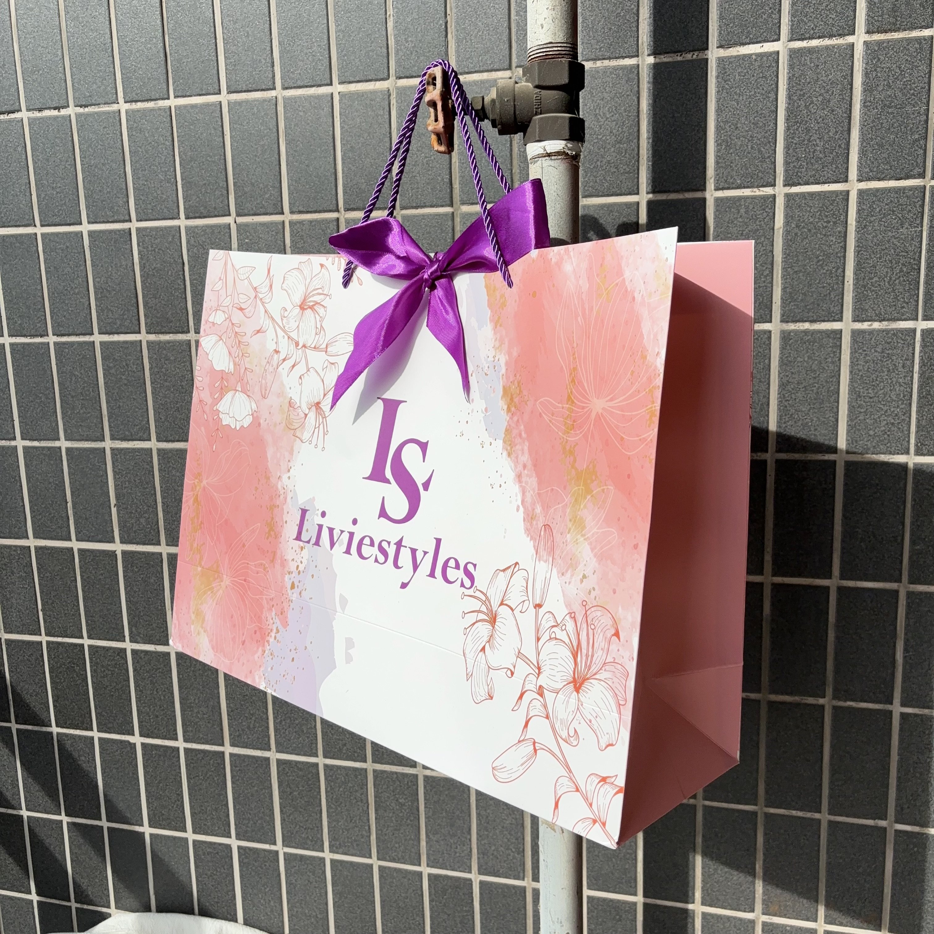 Luxury Cosmetics Packaging Paper Bags Cardboard Shopping Gift Jewelry Paper Bags with Bow Tie