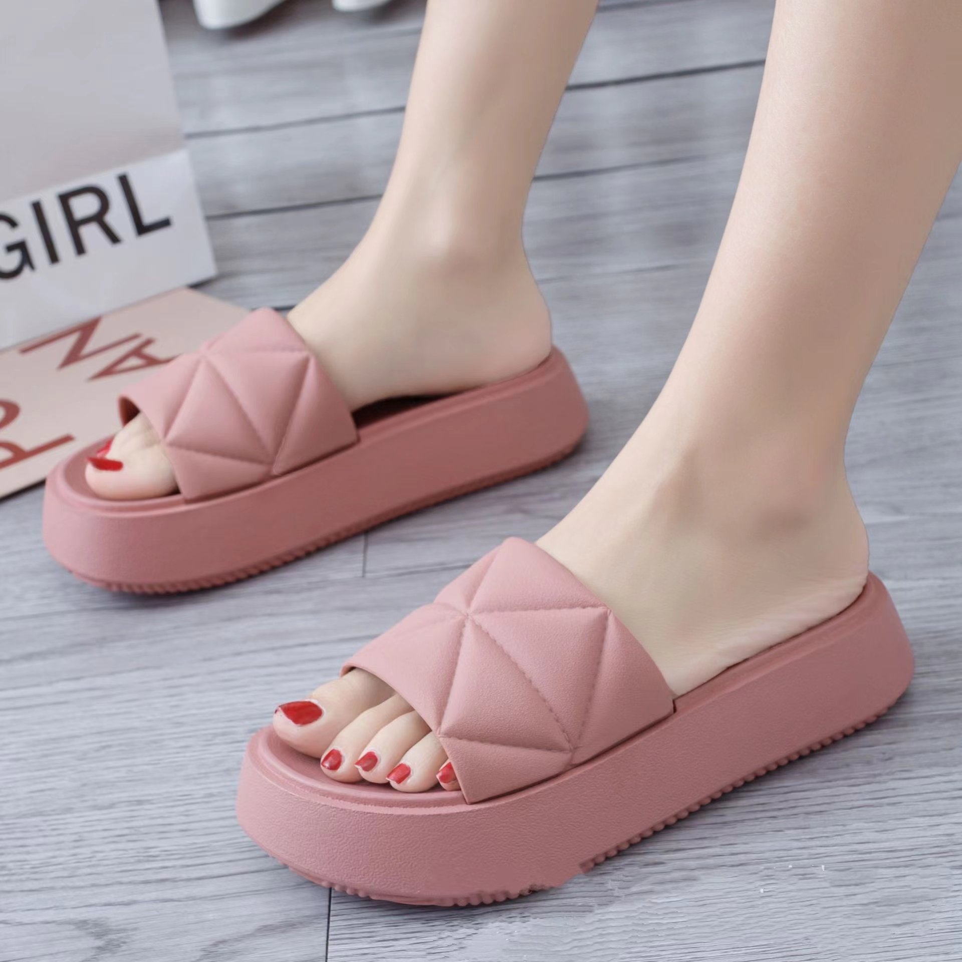 New Summer Fashion Wedge High Heel Thick Sole Non-Slip Beach Slide Slippers for Women