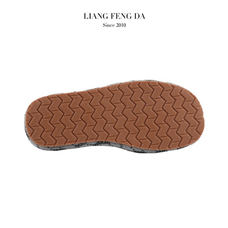 New Style Summer Custom Logo Slides Slippers For Ladies Fashion Trendy Summer Flat Sandals