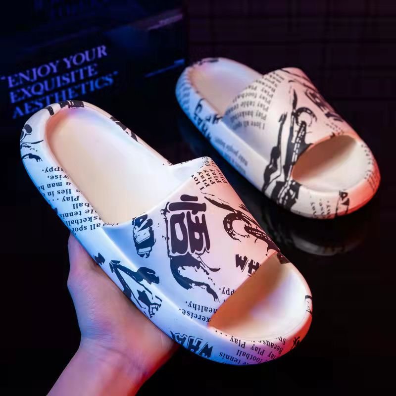 2023 White printing Men's Sandals Casual sport Shoes Light Weight Beach Slides Slippers for women and men
