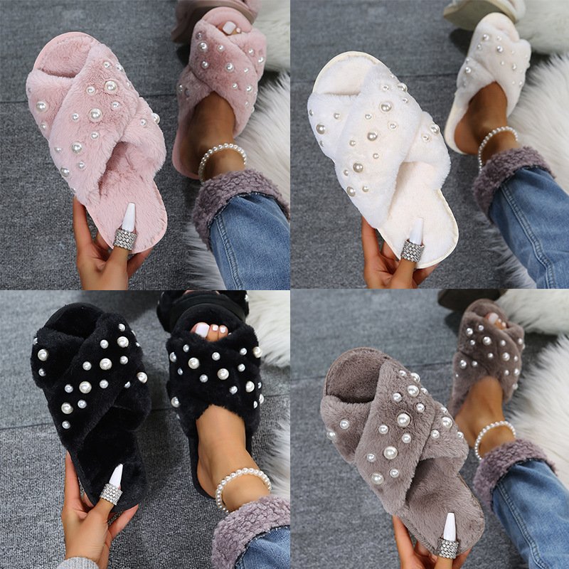 2023 Popular Warm Fur Sandals Cute Slide Ladies Sandals Women Furry Shoes Flat Fluffy Fur Slide Slippers