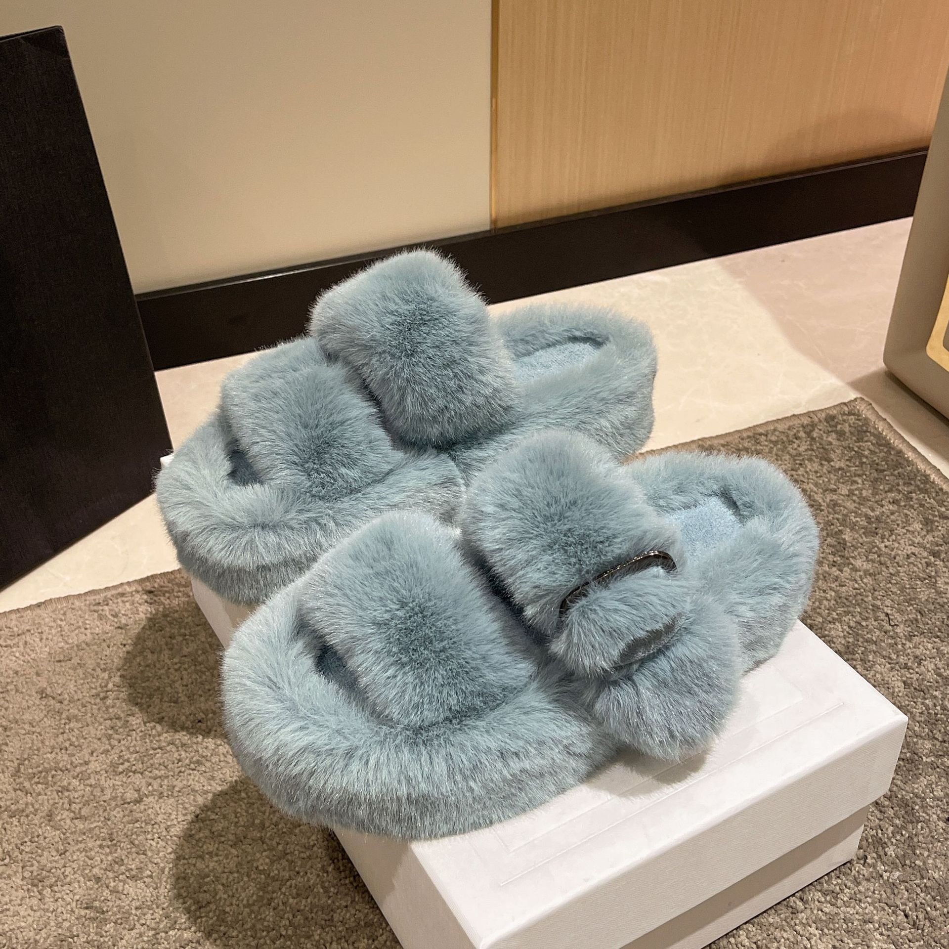 Winter Home Fur Slippers Wholesale Cheap Women Buckle Slides 4.8Cm Platform Outdoors Ladies Sandals