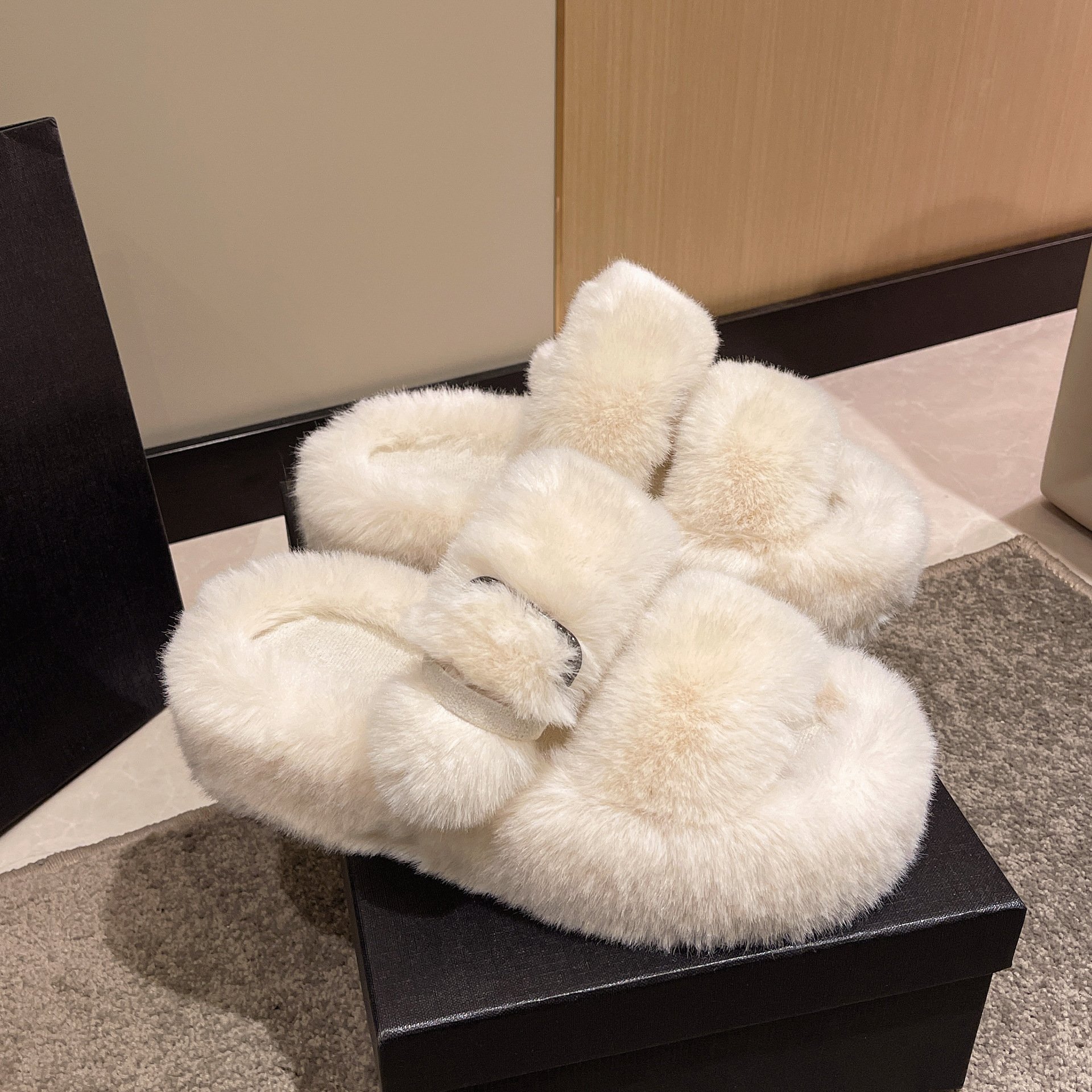 Winter Home Fur Slippers Wholesale Cheap Women Buckle Slides 4.8Cm Platform Outdoors Ladies Sandals