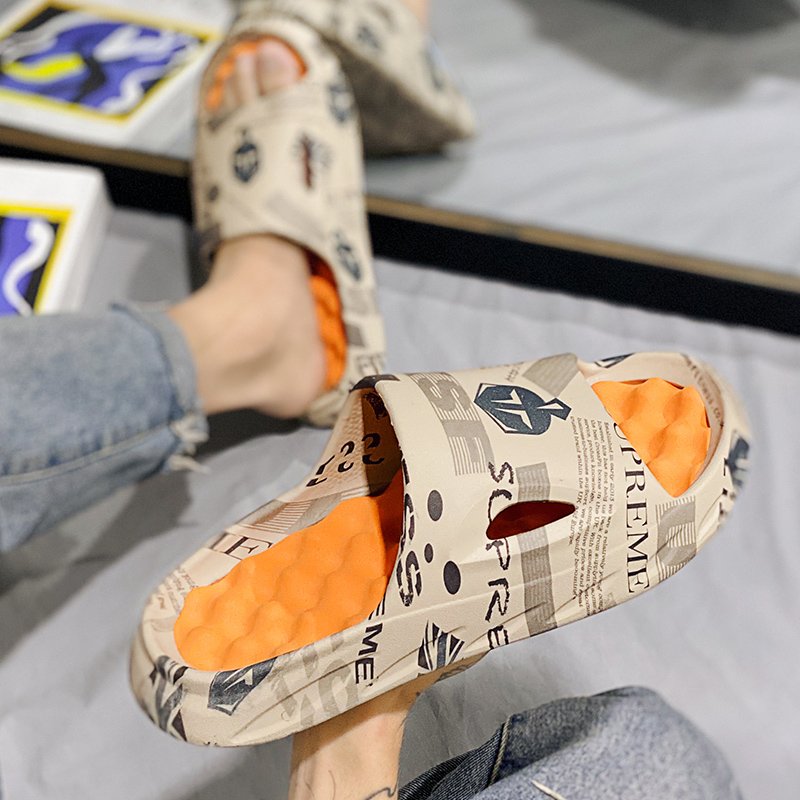 Boutique Anti-slip Garden Shoes men's summer leisure outdoor non-slip universal breathable EVA light beach Slippers wholesale
