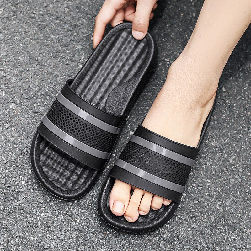 Men's Indoor Classic Casual Slippers for Beach Summer Lightweight Sporty Design Soft Non-Slip Sandal Bath Home Slides Slippers