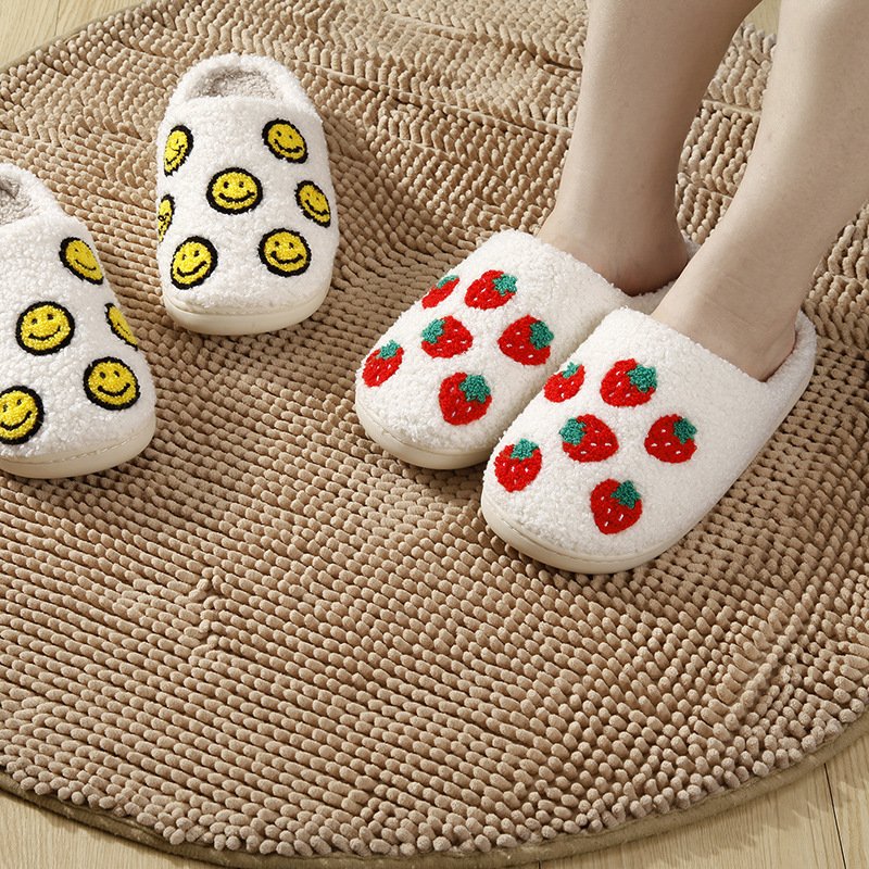 wholesale Winter warm cartoon Cozy Slippers fur fluffy slides Holiday Perfect Gift Happy Face Women's Shoes