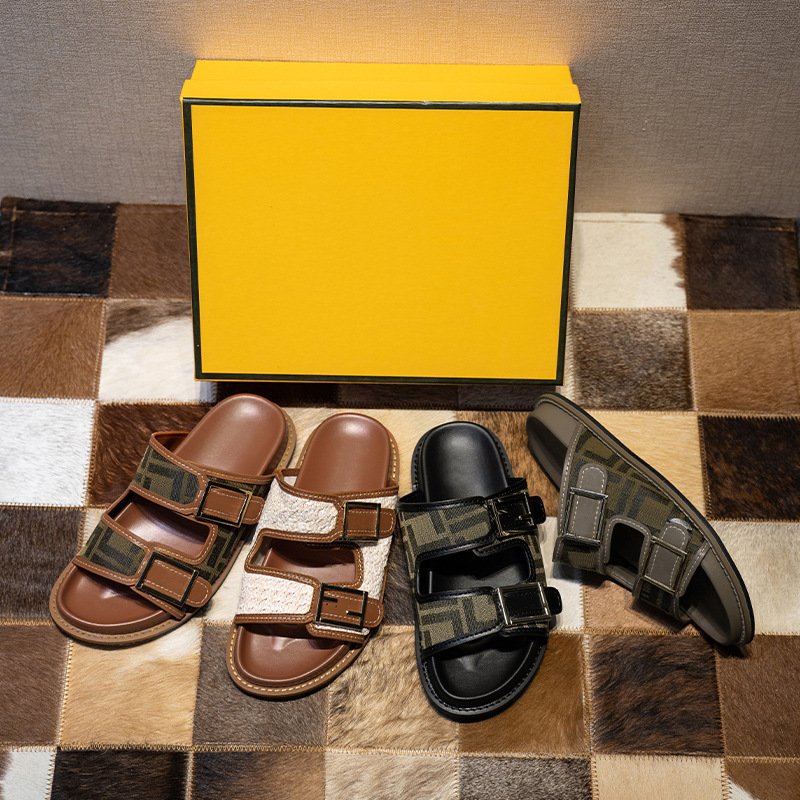 Designer Famous brand Luxury slippers Casual indoor custom luxury slippers women