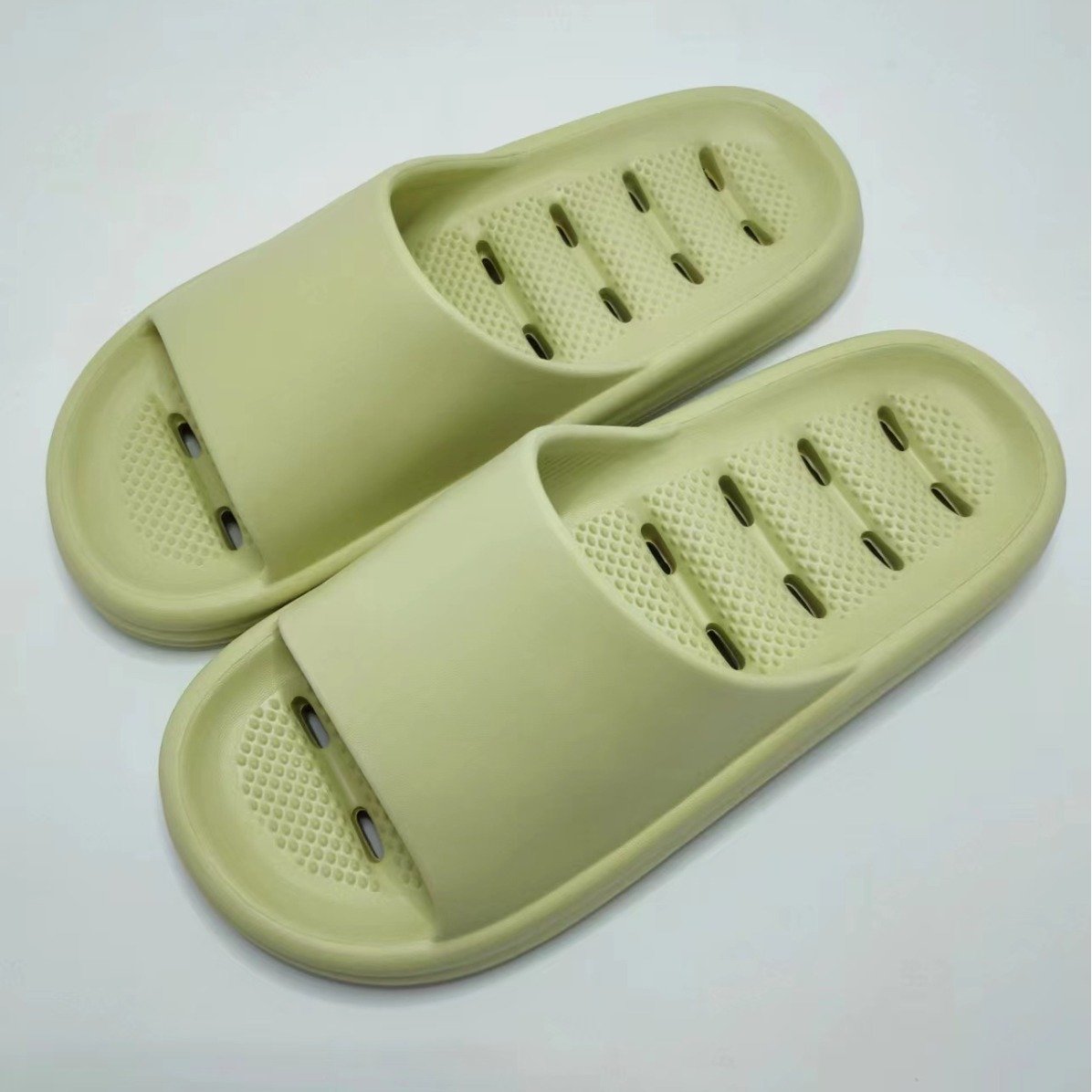 Bathroom Slide Slippers for Men Women Indoor Shower Sandals Anti Slip Waterproof Slippers Professional Manufacturer Eva
