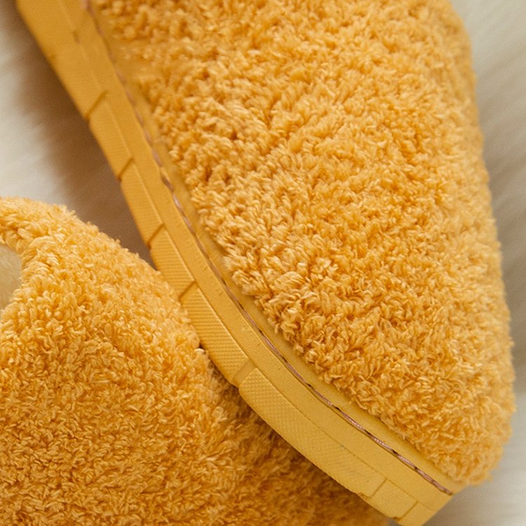 2023 Trendy New Fluffy Winter House Indoors Anti Slip Furry Fashion Fur Couple Home Slides Slippers for Women