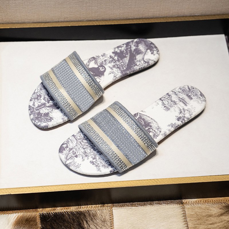 Designer Famous brand Luxury slippers Casual custom ladies slippers for women ladies sandals and slippers