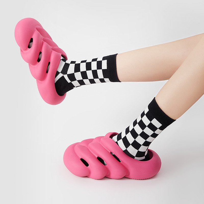 2023 Fashion Skeleton Slippers Anti-slip Men's Bench Slippers Thick-bottom Eva Slide Slippers For Women