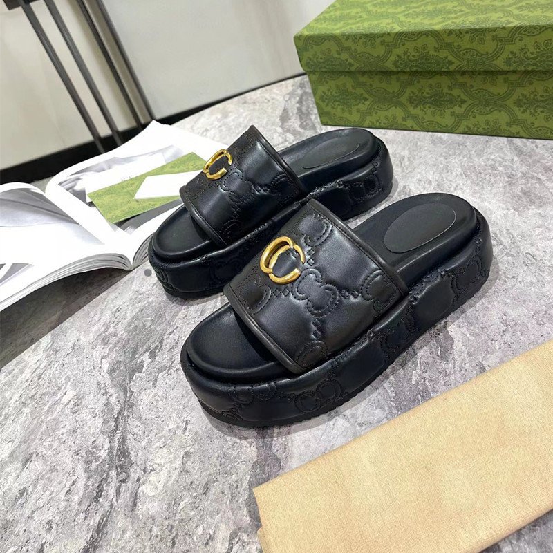 Women's Flat Sandals Fashion Square Open Toe Slides With Metal Chain Slippers Casual Non-Slip Sole Shoes