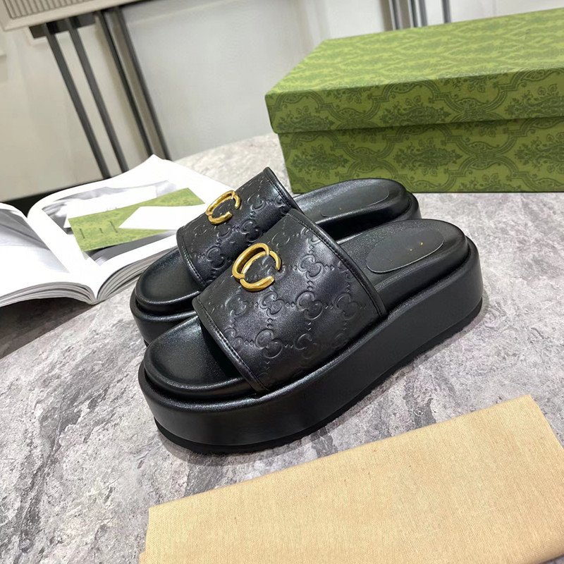 Women's Flat Sandals Fashion Square Open Toe Slides With Metal Chain Slippers Casual Non-Slip Sole Shoes