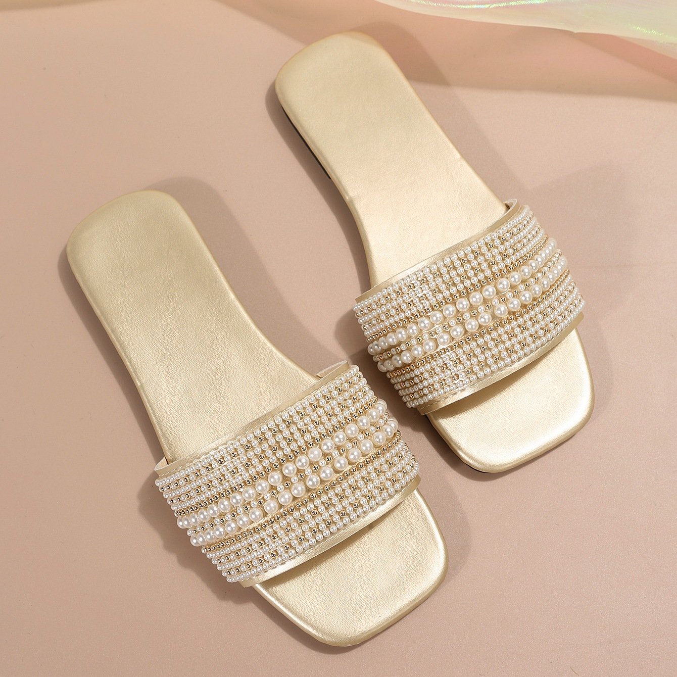 New arrivals women's flat slippers 3 color Shiny pearl luxury sandal shoes 2024 new design export quality lady flat slipper