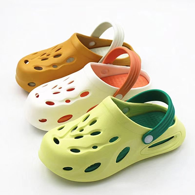 Clogs Summer Pool Slippers Beach EVA Thick Sole Pillow Cloud Sandals Sandalias Women Sandals Crocks Shoes Clogs Mules