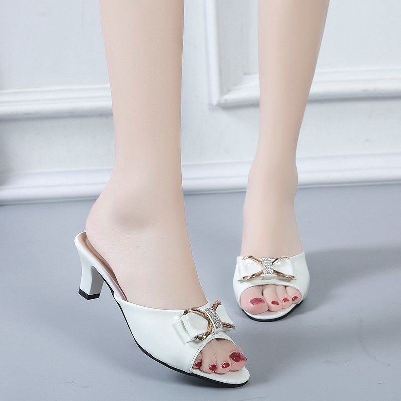 outdoor flip-flops beach shoes sandals for women and ladies high heels slippers