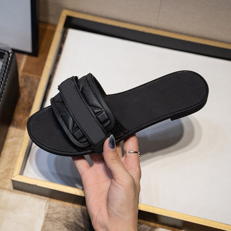 Wholesale designer brand shoes fashion ladies black flat sandals luxury slides slippers for women